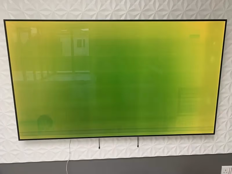 Lg Tv Yellow Look Green